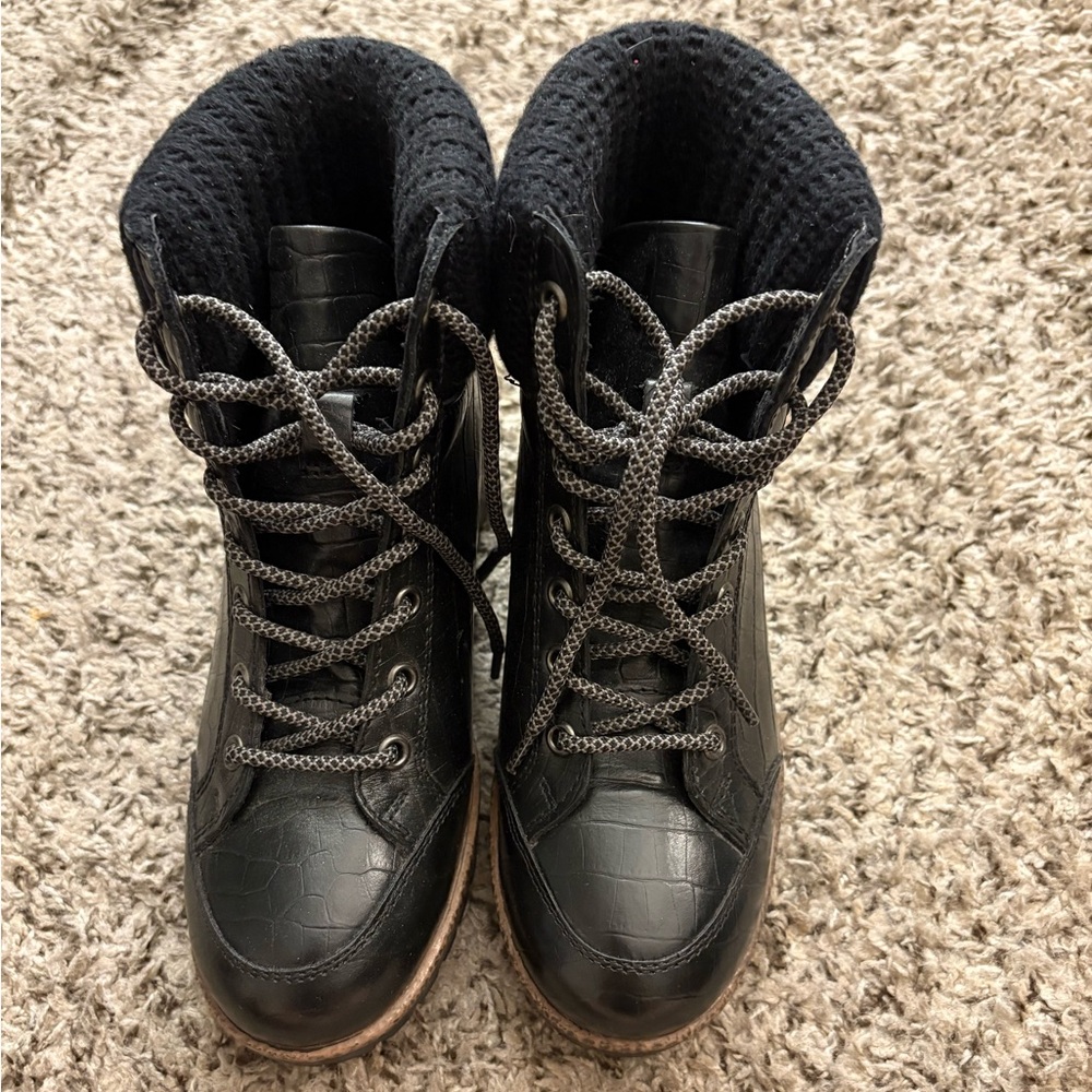 Very Volatile Black Lace-Up Boots